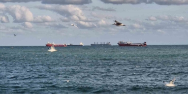 Marmara Denizi’nde poyraz ulaşımı olumsuz etkiledi