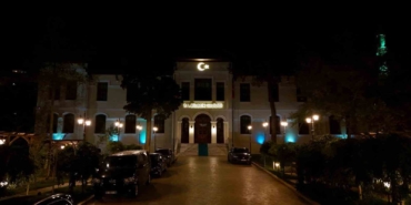 Dumansız bir hayat için Bilecik Valiliğinden mavi ışık