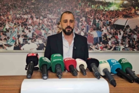 Bursaspor Teknik Direktörü Adem Çağlayan: "Bu bir yol kazası, toparlanacağız"