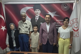 Torunlarına koruyucu aile oldular