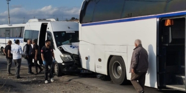 Gemlik’te zincirleme kaza: 9 işçi yaralandı