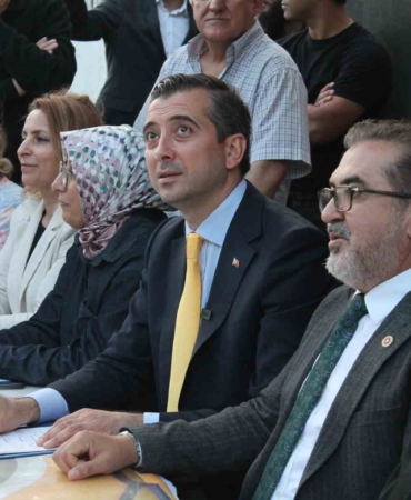 AK Parti Şişli İlçe Başkanı Serkan Polat, Feriköy Spor Kulübü’nü ziyaret etti