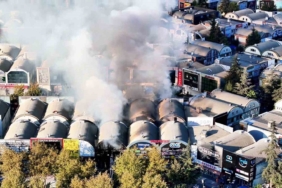 Bağcılar İSTOÇ’ta yangın: 17 işyeri hasar gördü