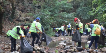 Bursa’da temizlik harekatı sürüyor