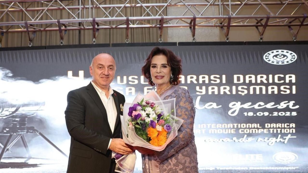 Hülya Koçyiğit’ten yapay zeka yorumu: "Bu haliyle kullanılırsa korkutucu, üzücü"