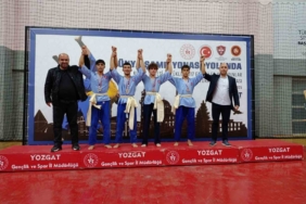 Bilecikli güreşçi Mikail Zaloğlu’ndan Türkiye şampiyonluğu