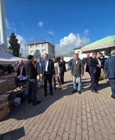 Başkan Dilsiz’den esnafla Cumhuriyet Bayramı buluşması