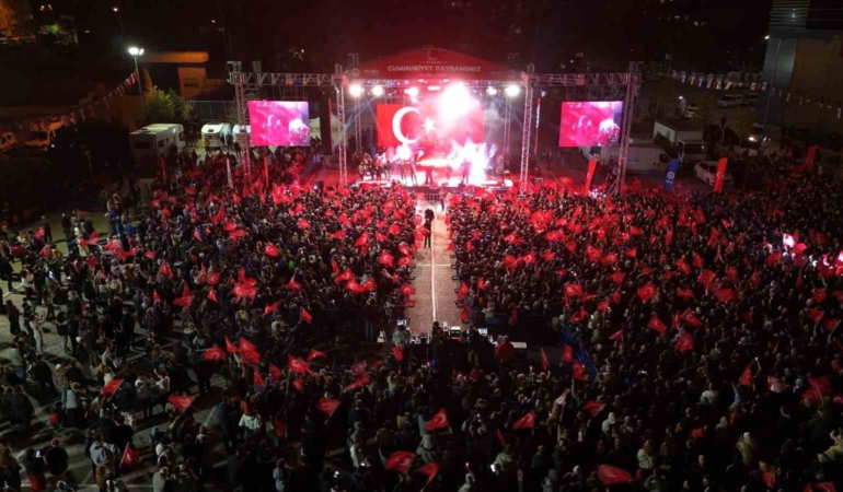 Ceceli’den Yıldırımlılara unutulmaz gece