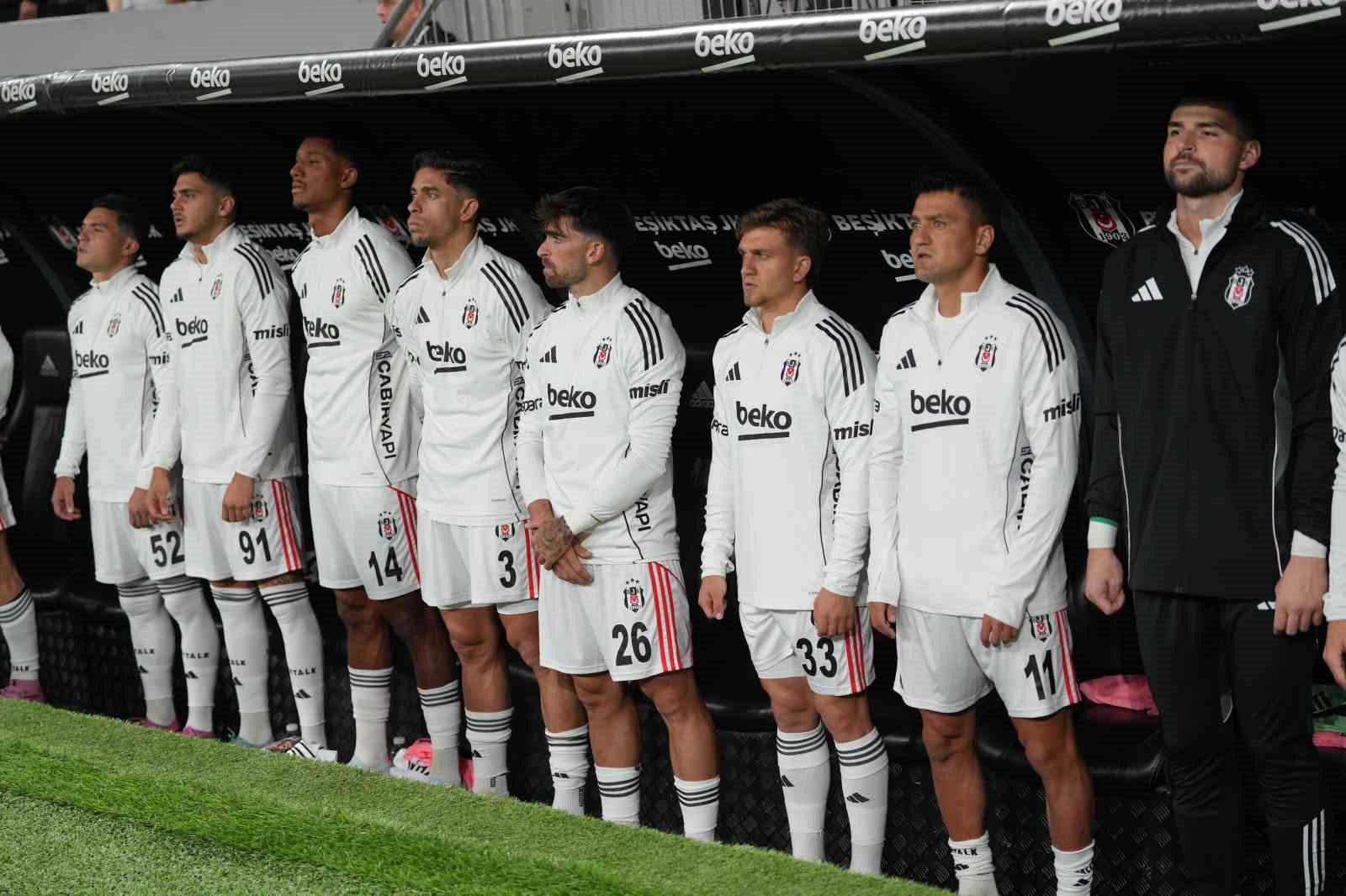 Beşiktaş kulübeden katkı alamıyor