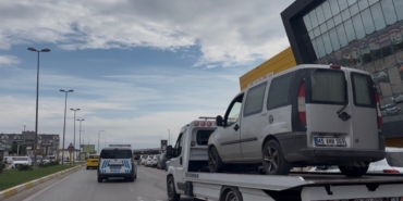 Bandırma’da araçta elektrik kaçağı paniği