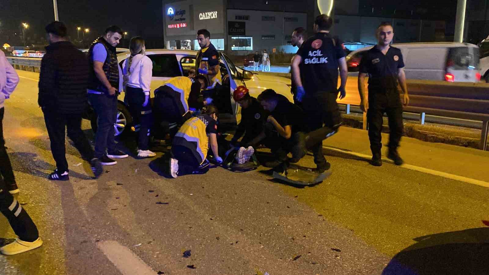 Bursa’da zincirleme kaza: 5 araç birbirine girdi, 3 kişi yaralandı