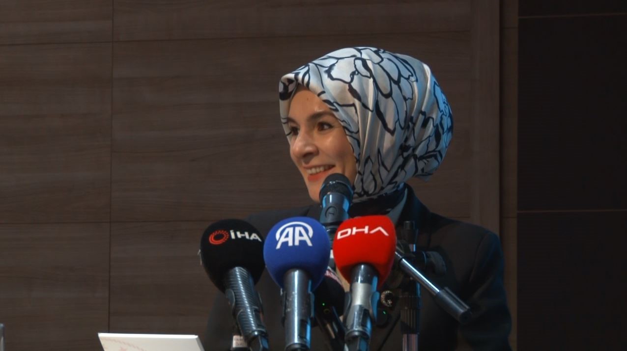 Bakan Göktaş: "Öğrenme güçlüğü yaşayan bireyler için ’Türkçe Kolay Dil’ uygulamasını geliştiriyoruz"