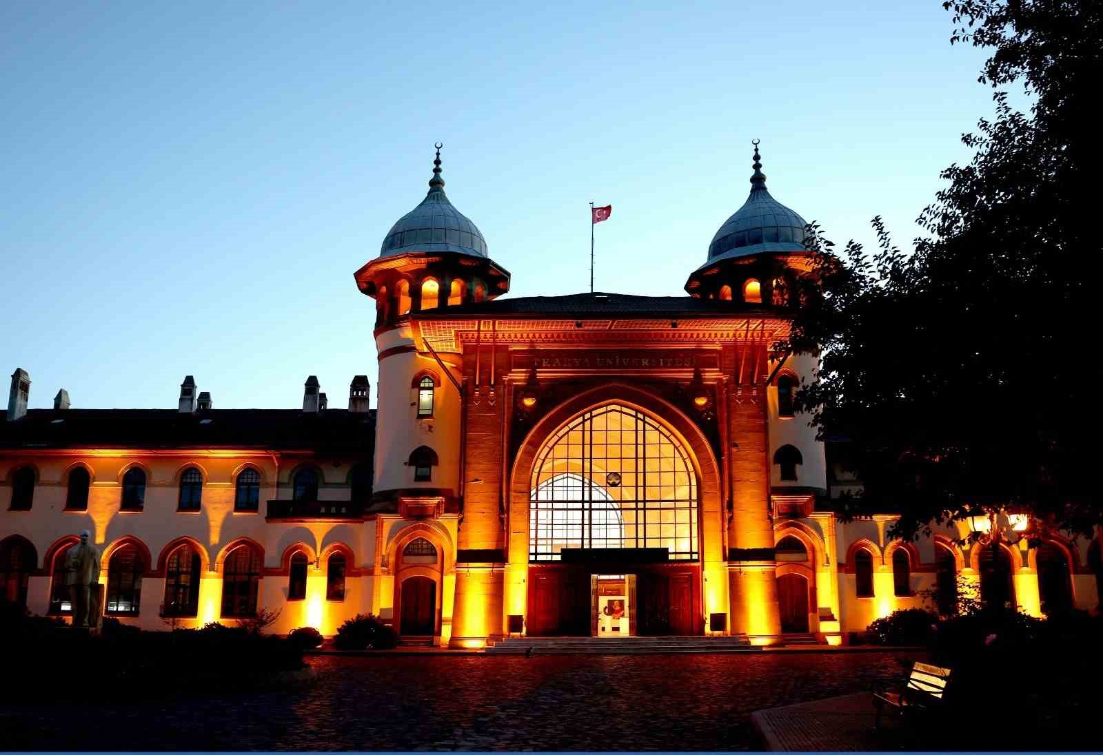 Tarihi Karaağaç Gar Binası ışıl ışıl oldu