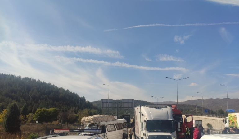 Bilecik’te zincirleme kaza: 3 yaralı