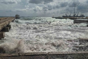 Marmara Denizi’nde şiddetli fırtına