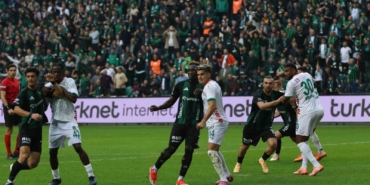 Trendyol Süper Lig: Kocaelispor: 0 - Alanyaspor: 0 (İlk yarı)