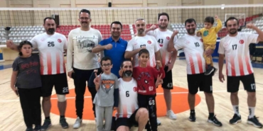 Bilecik Aile Ve Sosyal Hizmetler takımı voleybol çeyrek finalinde