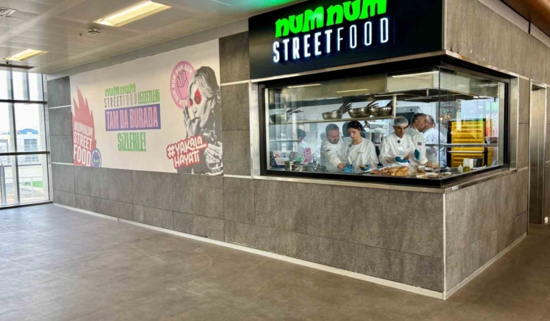 Sabiha Gökçen Havalimanı’nda yeni bir lezzet durağı: NumNum Street Food hizmete açıldı