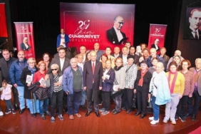 Beşiktaş’ta 26. Genelkurmay Başkanı İlker Başbuğ, "Cumhuriyetin İzinde: Türkiye’nin Yarını" söyleşisini gerçekleştirdi