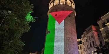 Filistin bayrağı Galata Kulesi’ne yansıtıldı