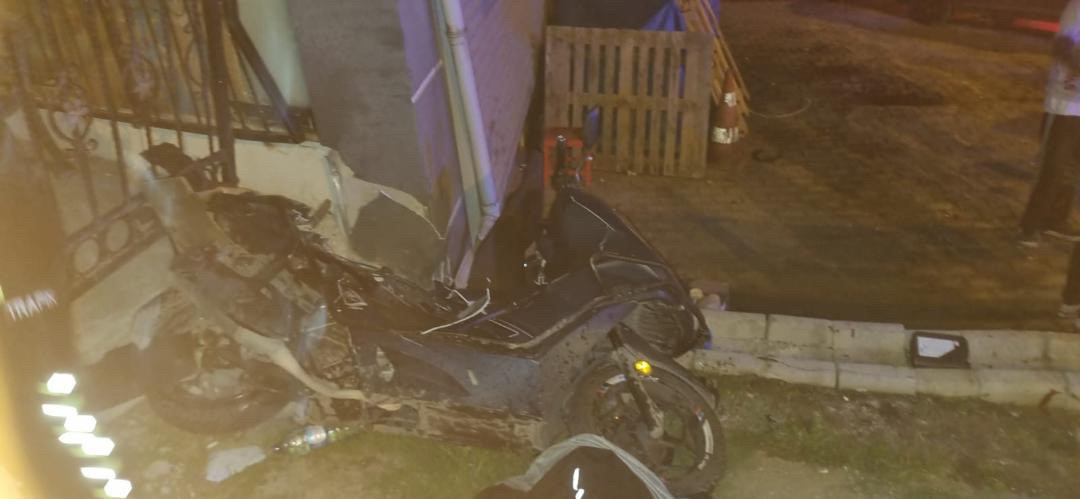 Beylikdüzü’nde feci kaza: 19 yaşındaki motosikletli hayatını kaybetti