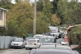 Arnavutköy’de feci ölüm: Kamyonun dorsesinin altında kalan adam hayatını kaybetti