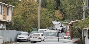 Arnavutköy’de feci ölüm: Kamyonun dorsesinin altında kalan adam hayatını kaybetti