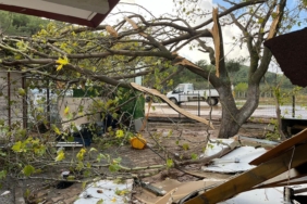Hortum ve yıldırım Havran’da hasara yol açtı