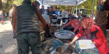 Edremit’in Dereli Mahallesi geleneksel köy hayrı gerçekleştirildi