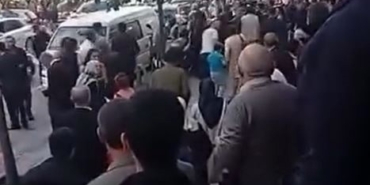 Düğünde aileler arasındaki kavga kameraya yansıdı