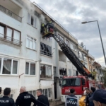 Erdek’te apartman dairesinde korkutan yangın