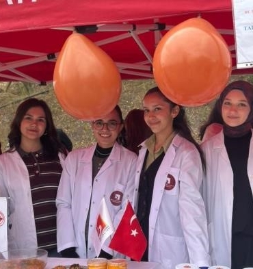 Bilecik’te gıda teknolojisi öğrencileri festivale damga vurdu