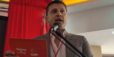 CHP Tekirdağ İl Kongresi’nde büyük kriz: "Kovun beni" diyerek salonu terk etti