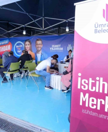 Ümraniye’de istihdam çadırları kapılarını açtı