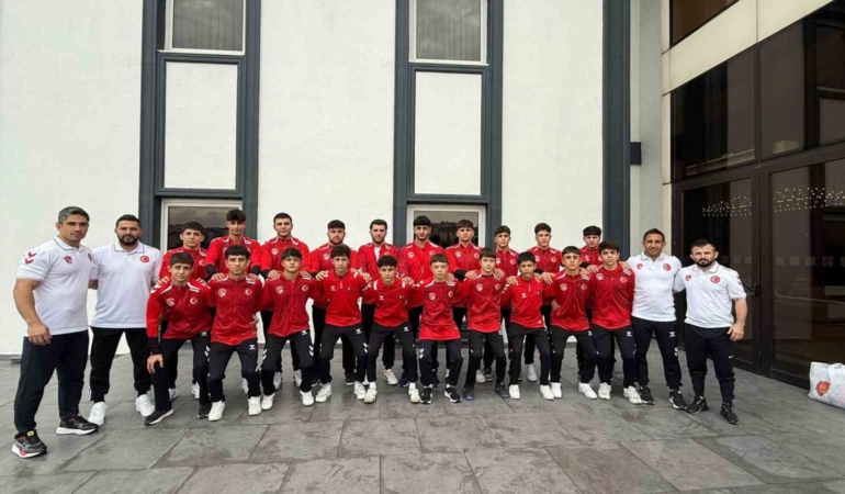 U17 Güreş Milli Takımları, Balkan Şampiyonası’nda Türkiye’yi temsil edecek