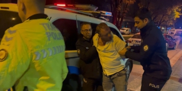 Alkollü sürücü patlak lastikle kaçtı, polisi peşinde pervane etti: "Lahmacunu 80 liraya satıyorum"