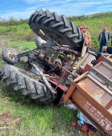 Balıkesir’de traktör devrildi: 1 yaralı