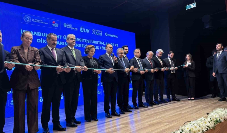 Bakan Kacır: "Kritik alanlarda dışa bağımlılığı azaltacağız"