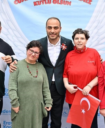 Engelsiz Yaşam Merkezi’nde yeni eğitim yılı, cumhuriyet coşkusu ile başladı