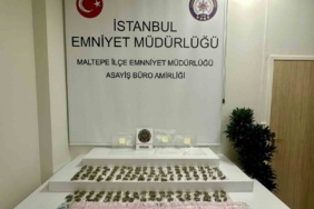 Maltepe’de zula adresine yapılan operasyonda çok miktarda uyuşturucu ele geçirildi