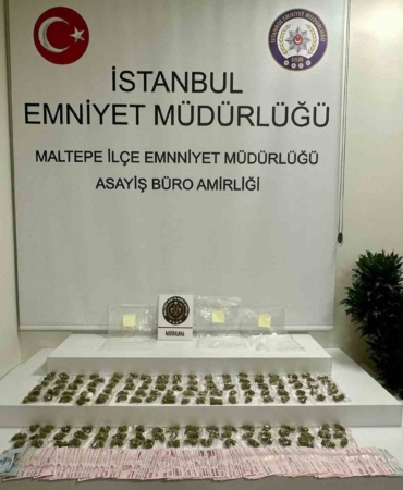 Maltepe’de zula adresine yapılan operasyonda çok miktarda uyuşturucu ele geçirildi