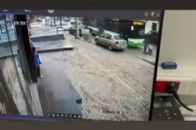 Bursa’da otobüs ve kamyonetin altında kaldılar