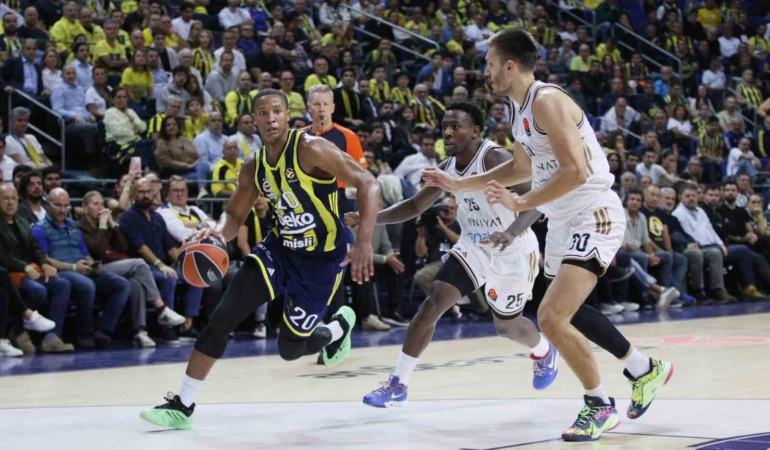 Euroleague: Fenerbahçe: 69 - Dubai Basketbol: 93