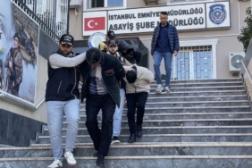 İstanbul’da turistin parasını "tırnakçılık" yöntemiyle çaldılar