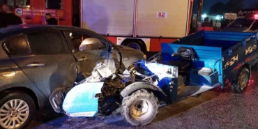 Sakarya’da otomobil ile patpat çarpıştı: 6 yaralı