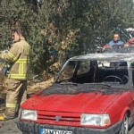 Edremit’te araç yangını otluk alana sıçradı