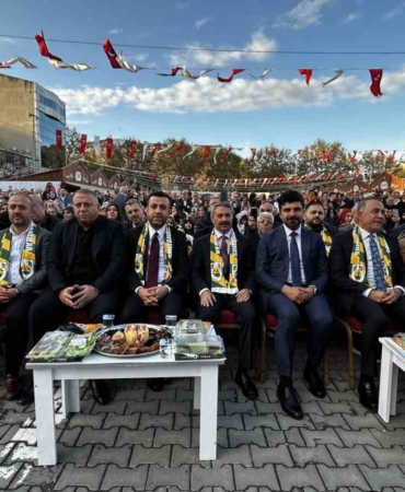 Sultangazi’de Adıyaman Kültür Buluşmaları’nda Latif Doğan rüzgarı esti
