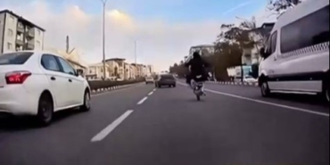 Trafik güvenliğini tehlikeye düşüren motosiklet sürücüsüne 54 bin TL ceza