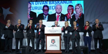 Beşiktaş’ta divan başkanı adaylar konuşmalarını gerçekleştirdi