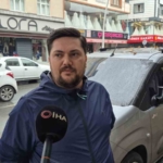 Motosikletteki 2 kişi ve kadın metrelerce savruldu